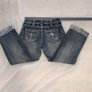 COWGIRL TUFF- Sequin BLINGY Capris Crosses Stretch 26